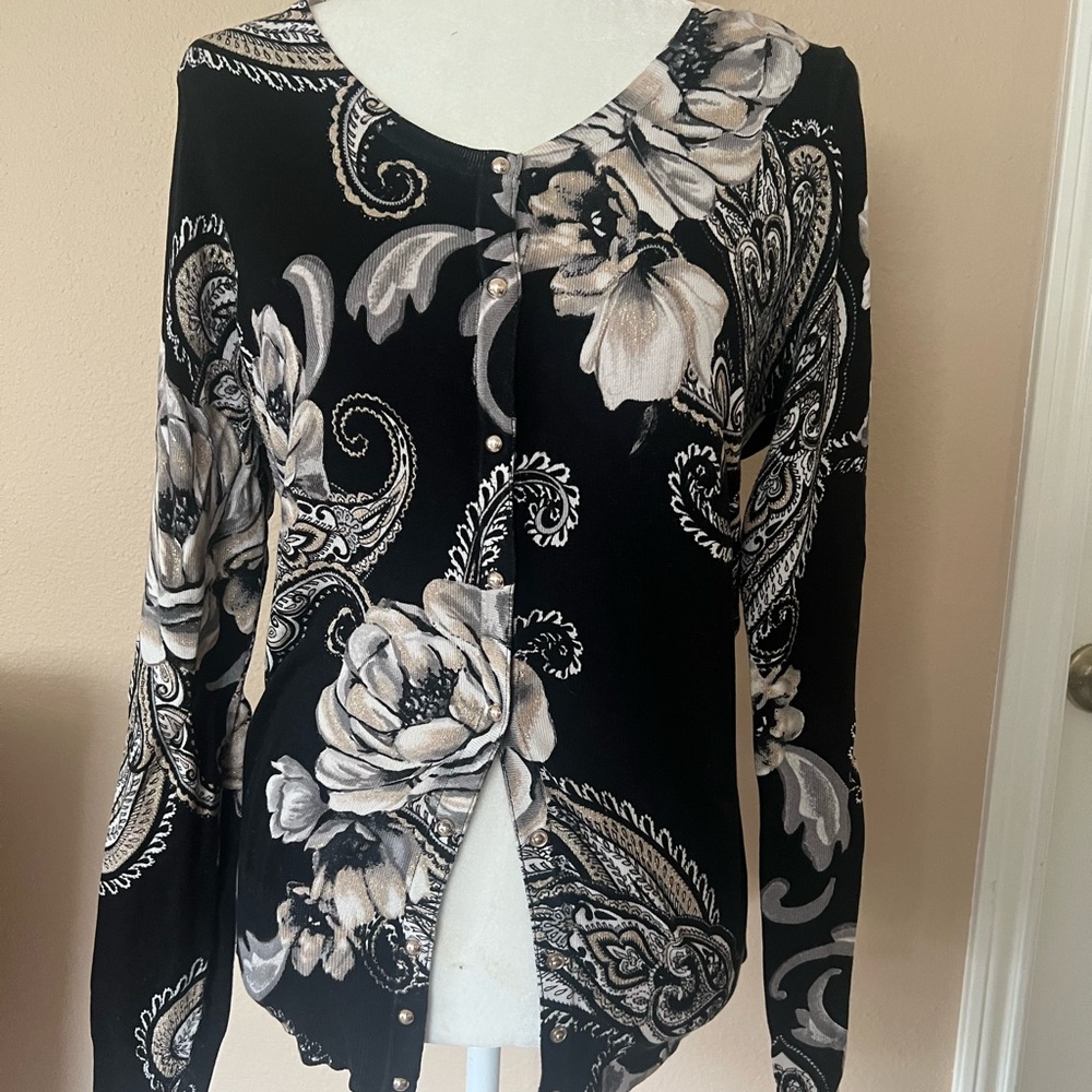 White House Black Market cardigan Large
